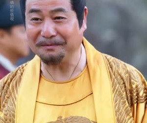 短剧《鼠蛇也敢遮龙目》53集夸克网盘在线免费观全集