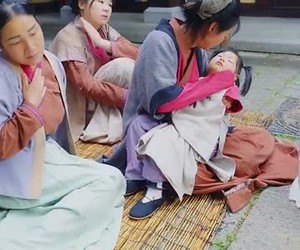 短剧《日进斗金，我的小吃店通异界》73集夸克网盘在线免费赏片