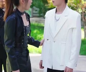 短剧《开局抽奖被姐姐们宠上天》80集夸克网盘在线免费看全集