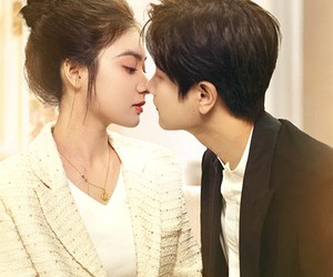 短剧《揉碎玫瑰》40集夸克网盘免费在线赏全集