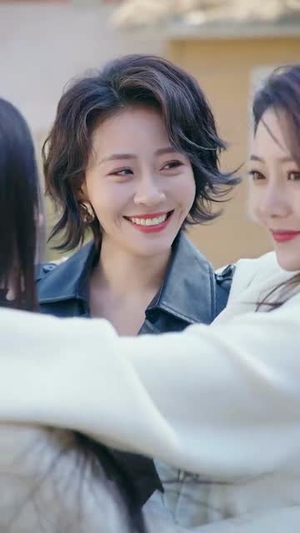 三个女人一台戏（77集）在线即可畅享全集短剧