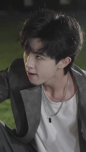 天降外挂式监护人（30集）热门短剧推荐给你