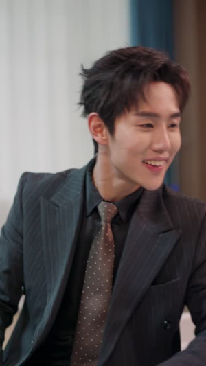 越界交易（70集）最新短剧抢先看全集