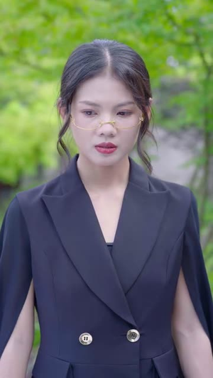 龙隐芳邻房客小姐请自重（76集）无需掏钱整部剧免费看短剧