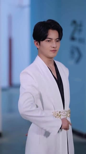 绝美师尊让我下山找明星老婆（72集）红果短剧免费看app