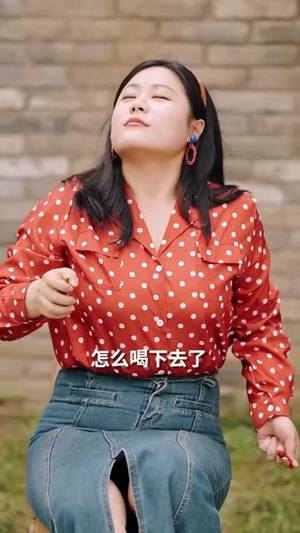 穿到饥荒年，我靠绑定挨骂系统顿顿吃肉（80集）超好看古装短剧