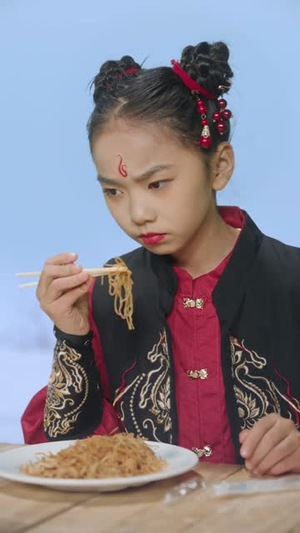 我靠摆摊南天门，走上人生巅峰（68集）无需充值短剧尽情看