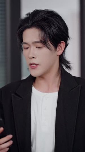 邪祟迷局：重生少年护校花（80集）火爆短剧精彩分享