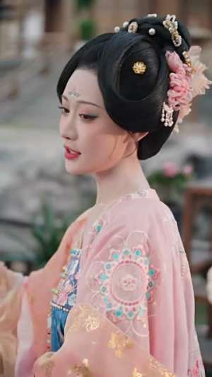 我靠宫心秘籍勇闯后宫（77集）最火爆的热门短剧