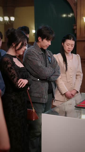 乞丐赠我通天眼（129集）短剧全集幕后花絮版